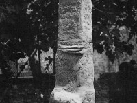 10, personaggio del posto con Cane, 1987-90, Terracotta cm 275-606-0